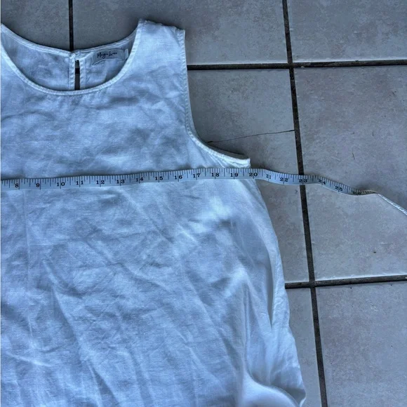 Sleeveless White High-Low Linen Dress - Picture 7 of 9